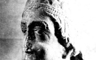 La tête sculptée dite de Regnaud de Mouçon provient-elle du gisant de l’évêque Pierre de Celle inhumé à Josaphat ?